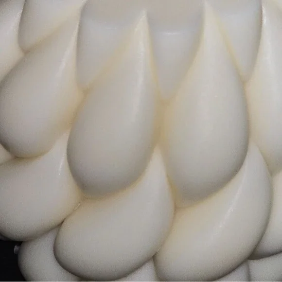 Lawa‎ Decorative Candle 2.5lbs Soy Wax, Handmade, - Picture 2 of 7